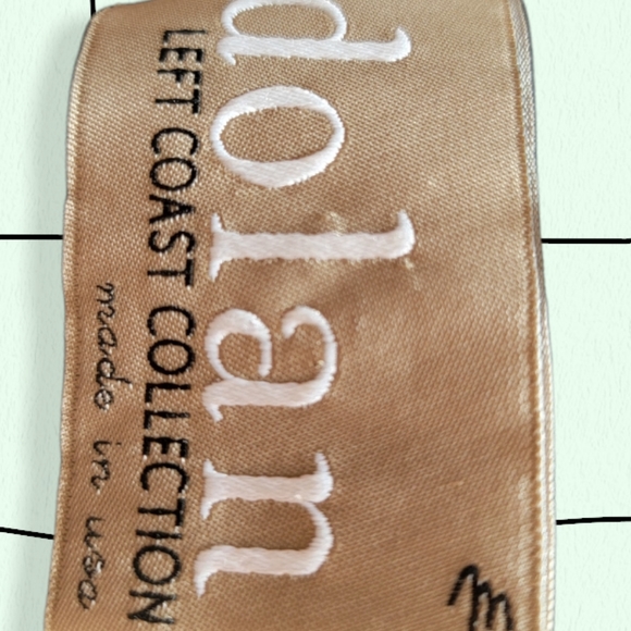 Dress - Picture 3 of 3